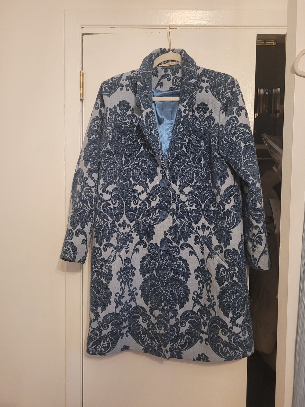 Soft Surroundings Blue Damask-Print Long Blazer